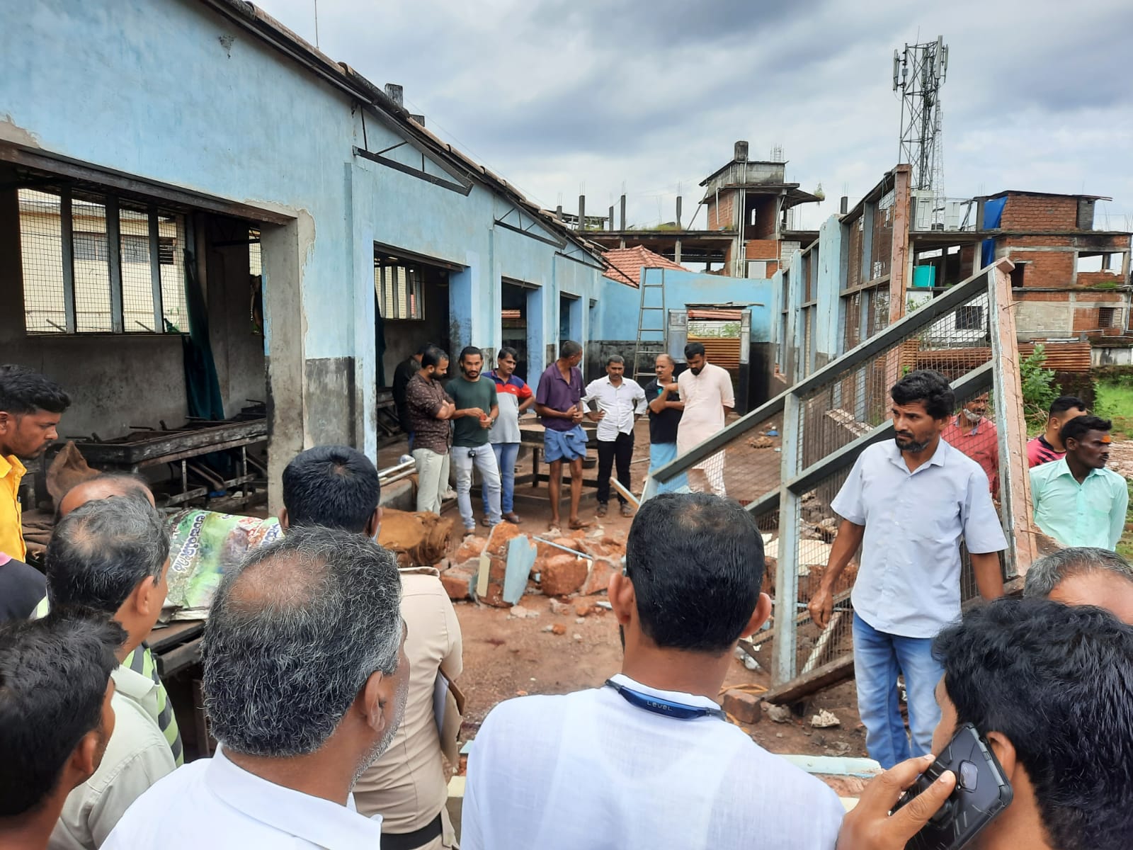 Malnadu Cashew Factory wall collapse