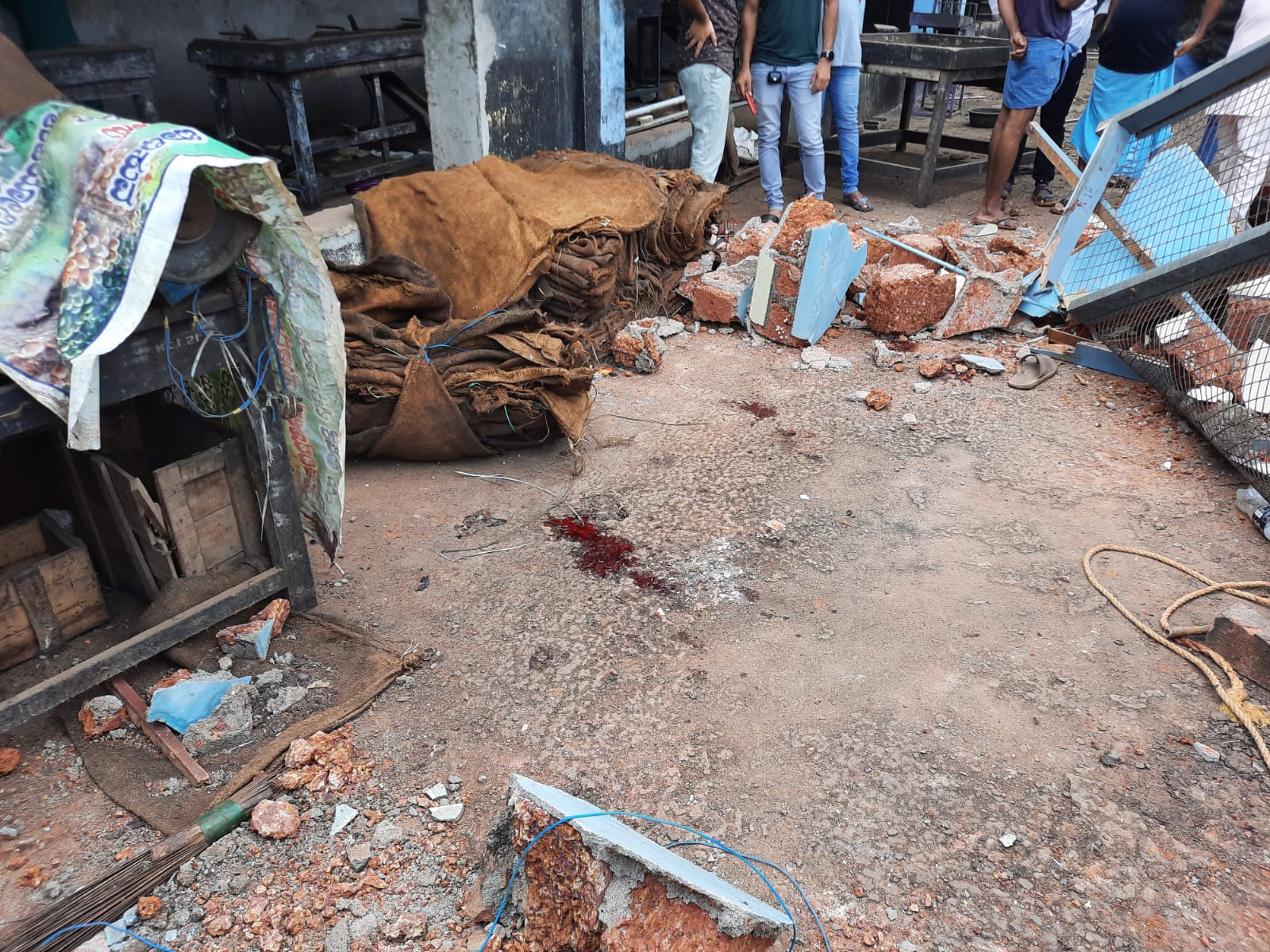 Malnadu Cashew Factory wall collapse