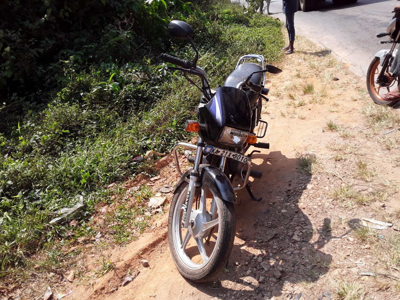 Accident Between Cement Mixer Vehicle-Bike