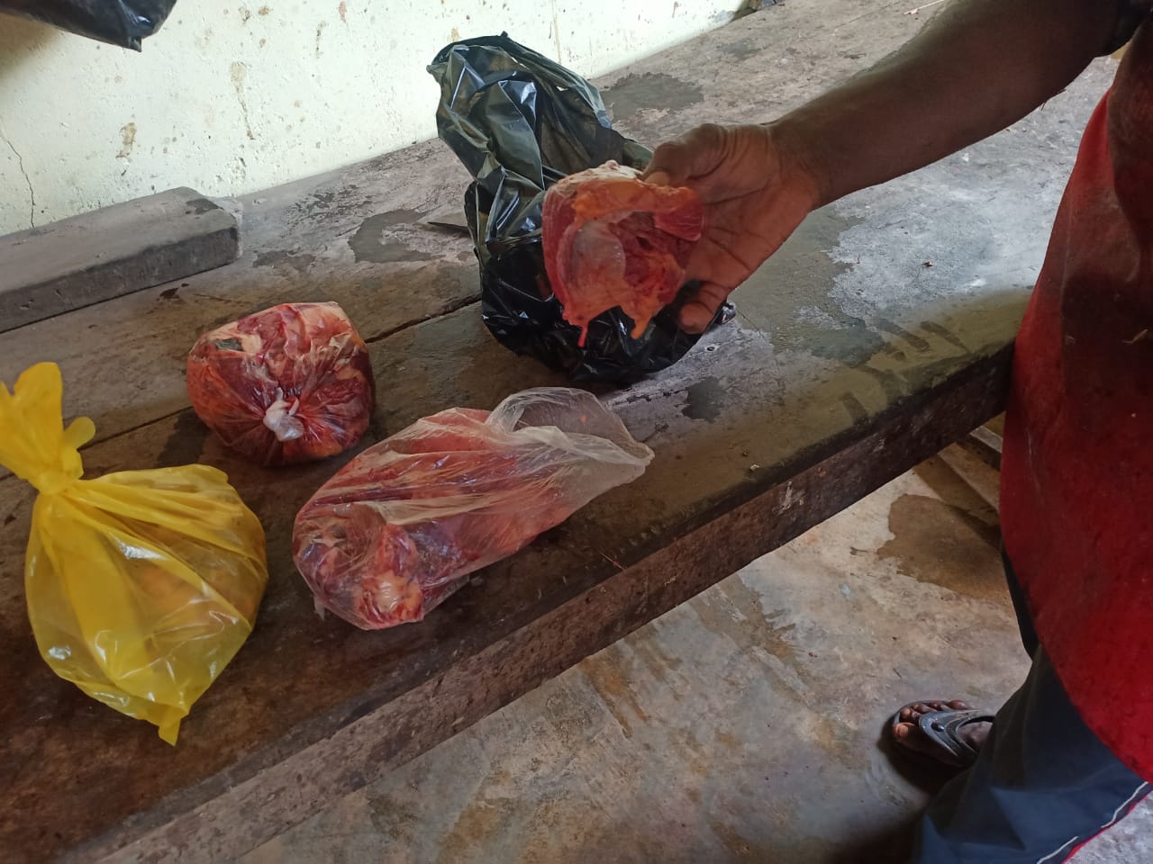 police-raid-on-illegal-beef-sellers