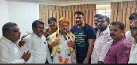 sandalwood-actor-darshan-meets-ss-mallikarjun