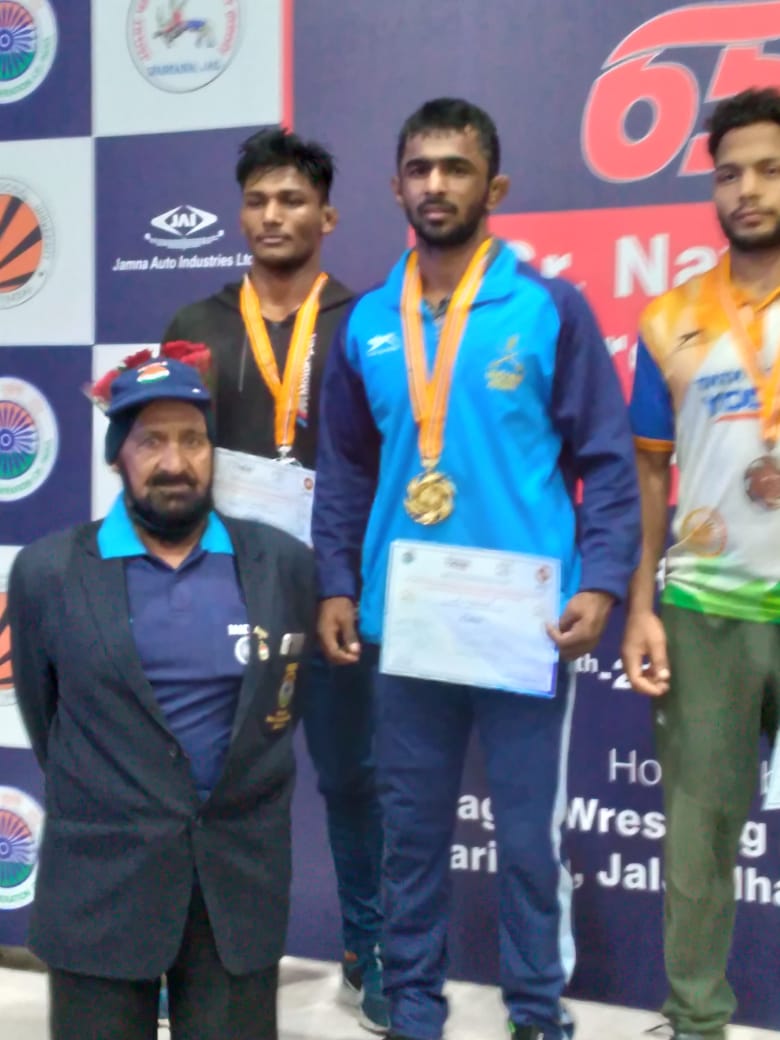 arjun halakurki win national wrestling