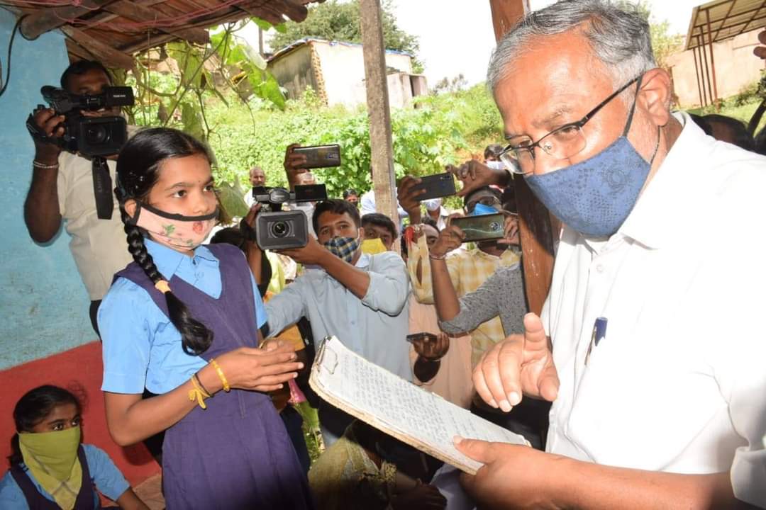 Education Minister Suresh Kumar who made the lesson to children