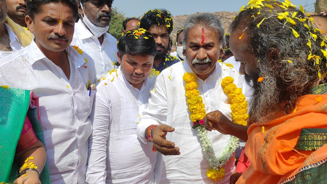 surya Narayana reddy visits gangavthi