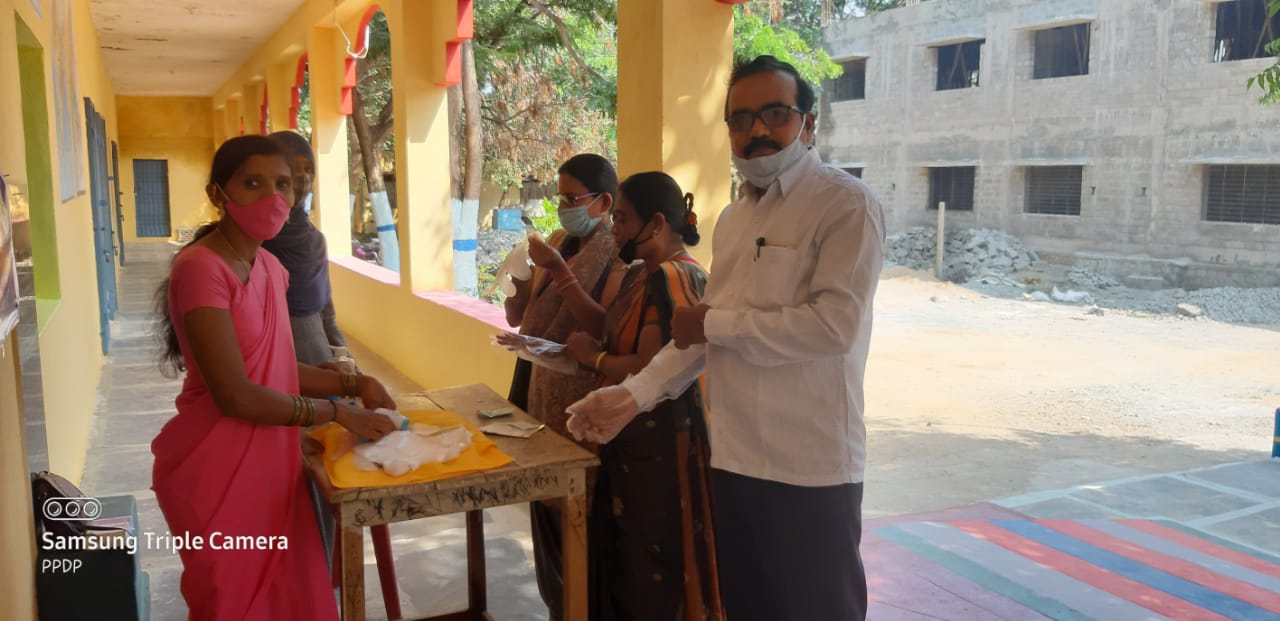 North East MLc Election, Voting being of North East MLc Election, North East MLc Election Voting being, ಈಶಾನ್ಯ ಶಿಕ್ಷಕರ ಚುನಾವಣೆ, ಈಶಾನ್ಯ ಶಿಕ್ಷಕರ ಚುನಾವಣೆ ಮತದಾನ ಆರಂಭ, ಈಶಾನ್ಯ ಶಿಕ್ಷಕರ ಚುನಾವಣೆ ಸುದ್ದಿ, ಈಶಾನ್ಯ ಶಿಕ್ಷಕರ ಚುನಾವಣೆ 2020 ಸುದ್ದಿ, ಎಂಎಲ್​ಸಿ ಚುನಾವಣೆ, ಎಂಎಲ್​ಸಿ ಚುನಾವಣೆ 2020, ಎಂಎಲ್​ಸಿ ಚುನಾವಣೆ 2020 ಸುದ್ದಿ,