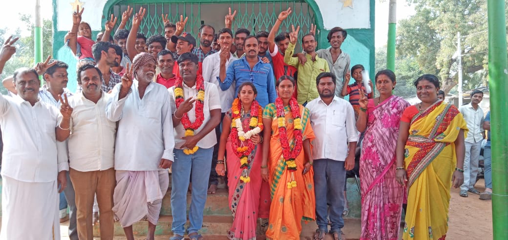 non-veg-meals-arrenged-in-gangavathi-by-winning-candidates