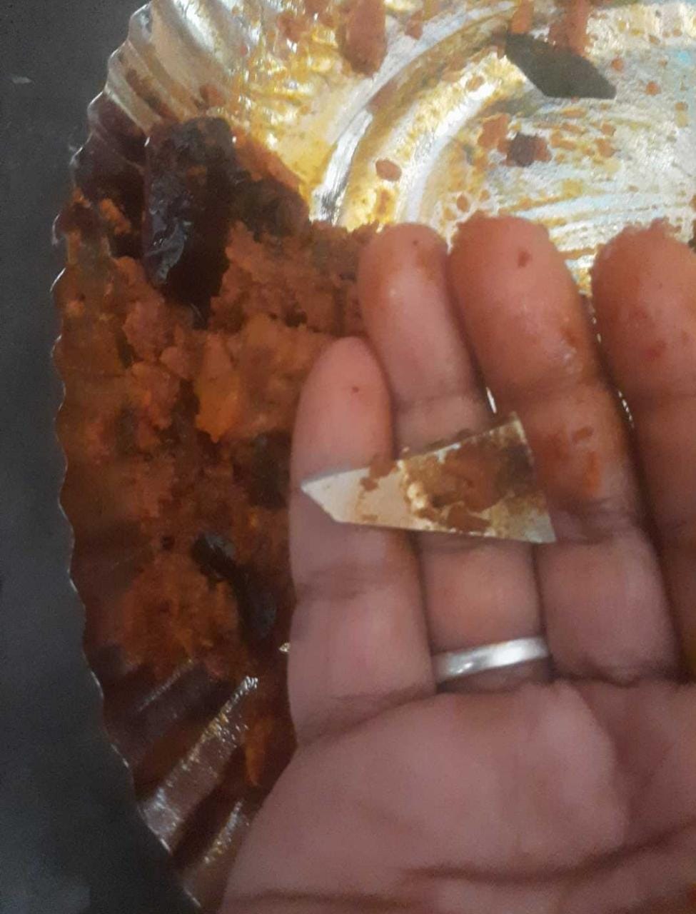 A man gets mixer blade with chicken from zomato