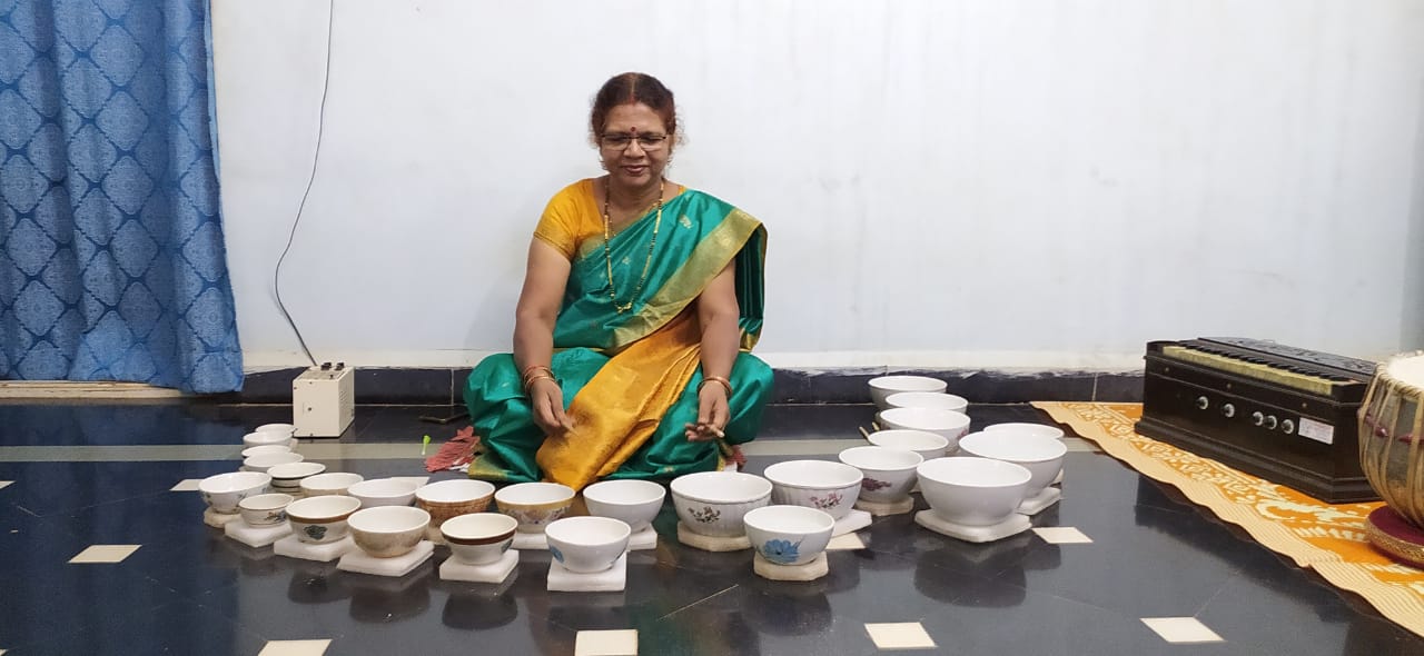 Magical Jaltarang Musician Shashikala Dani in karnataka