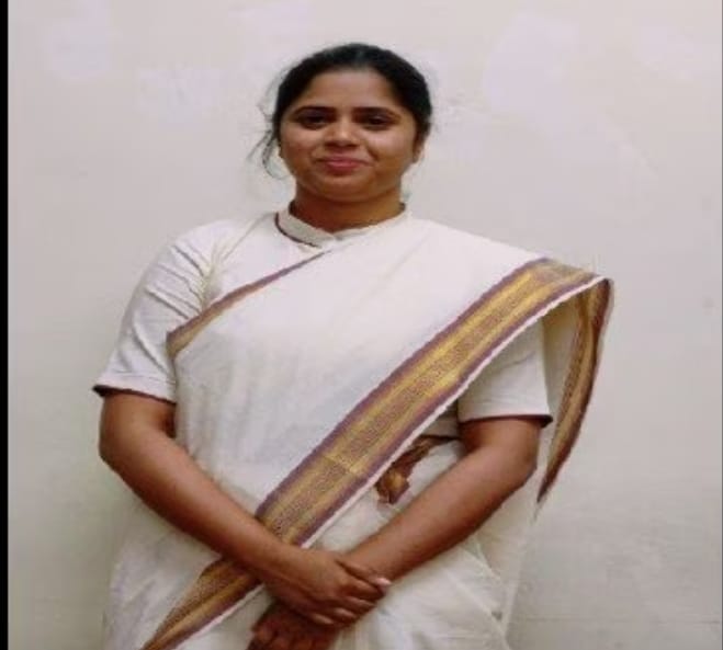 Tehsin Banu from Hubli who passed upsc