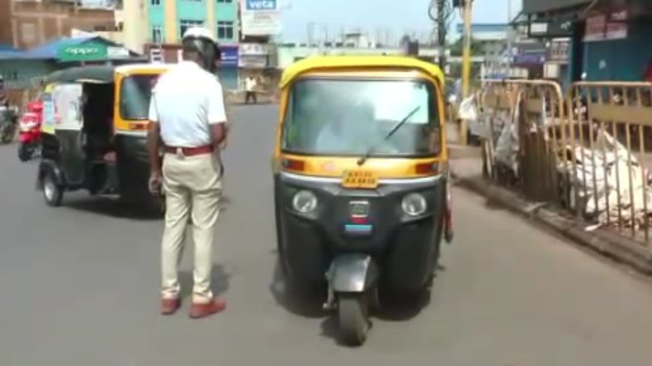 auto rikshaw seized in hubli