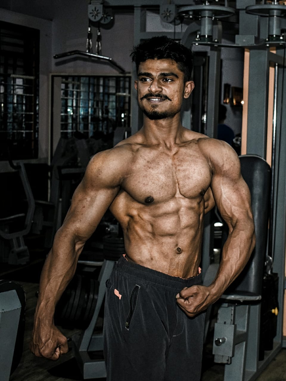 hubballi-boy-champion-in-boady-building-