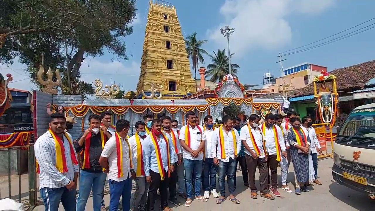 karave deamands to allow all people to hasanamba temple