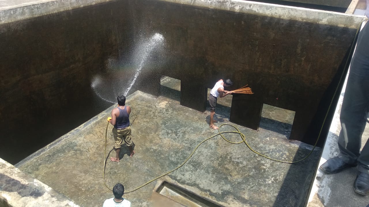 Drinking water unit cleaning