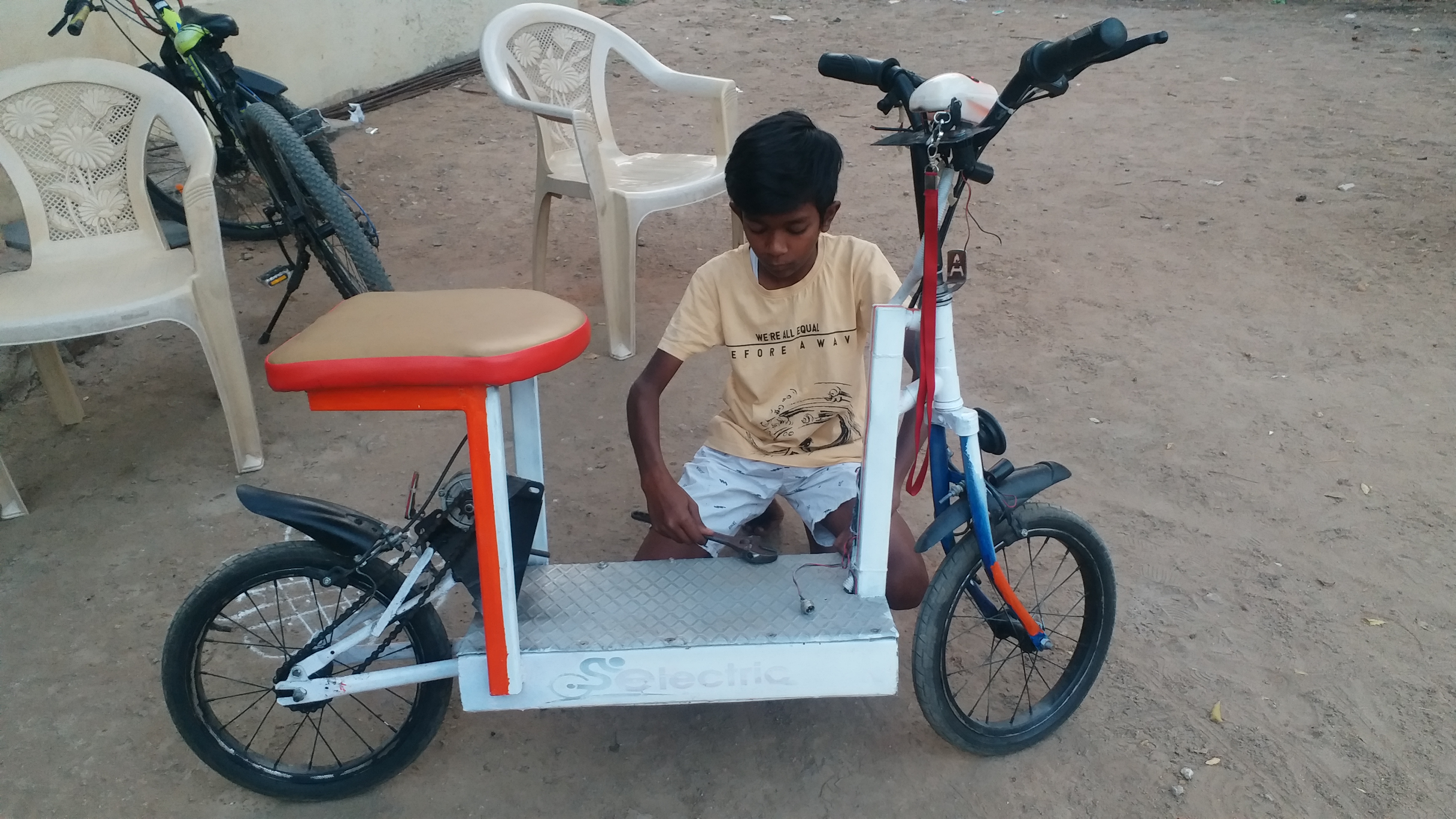 Karnataka teen creates electric cycle with scrap garbage