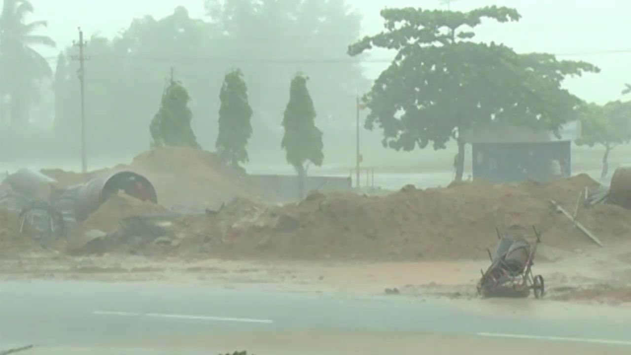 heavy-rain-in-uttarkannada-district