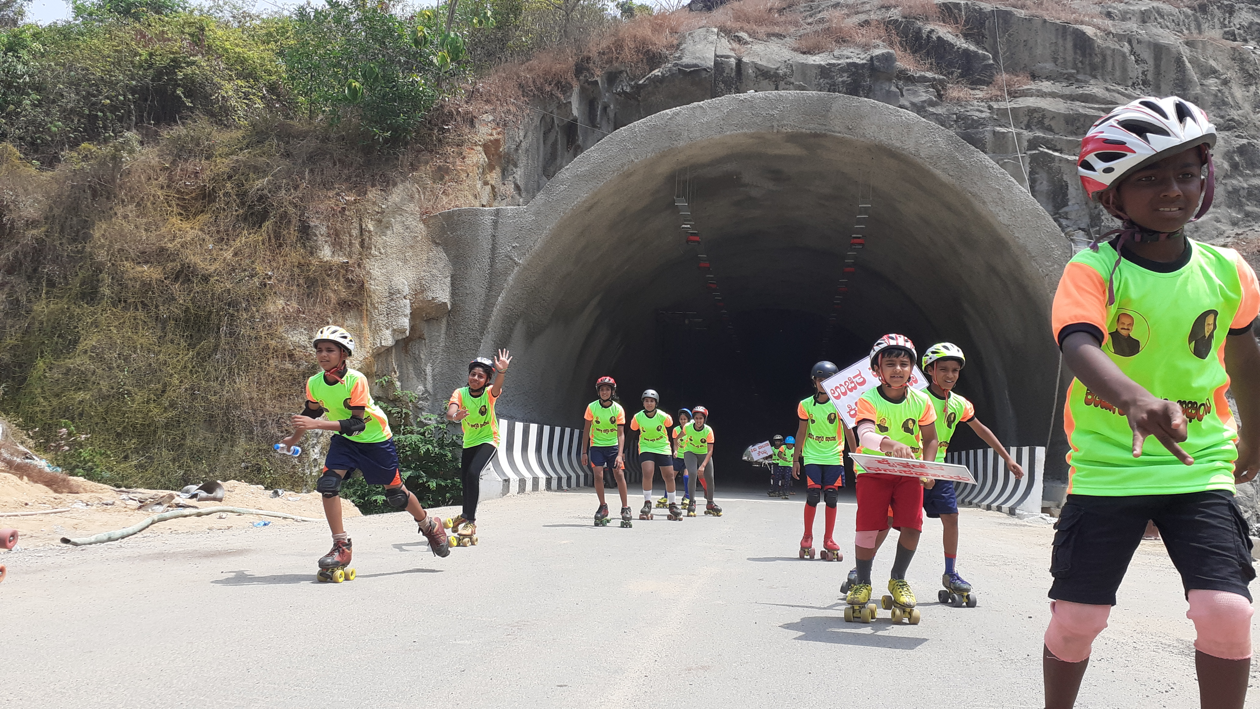 Awareness on Labor Department projects through a skating campaign