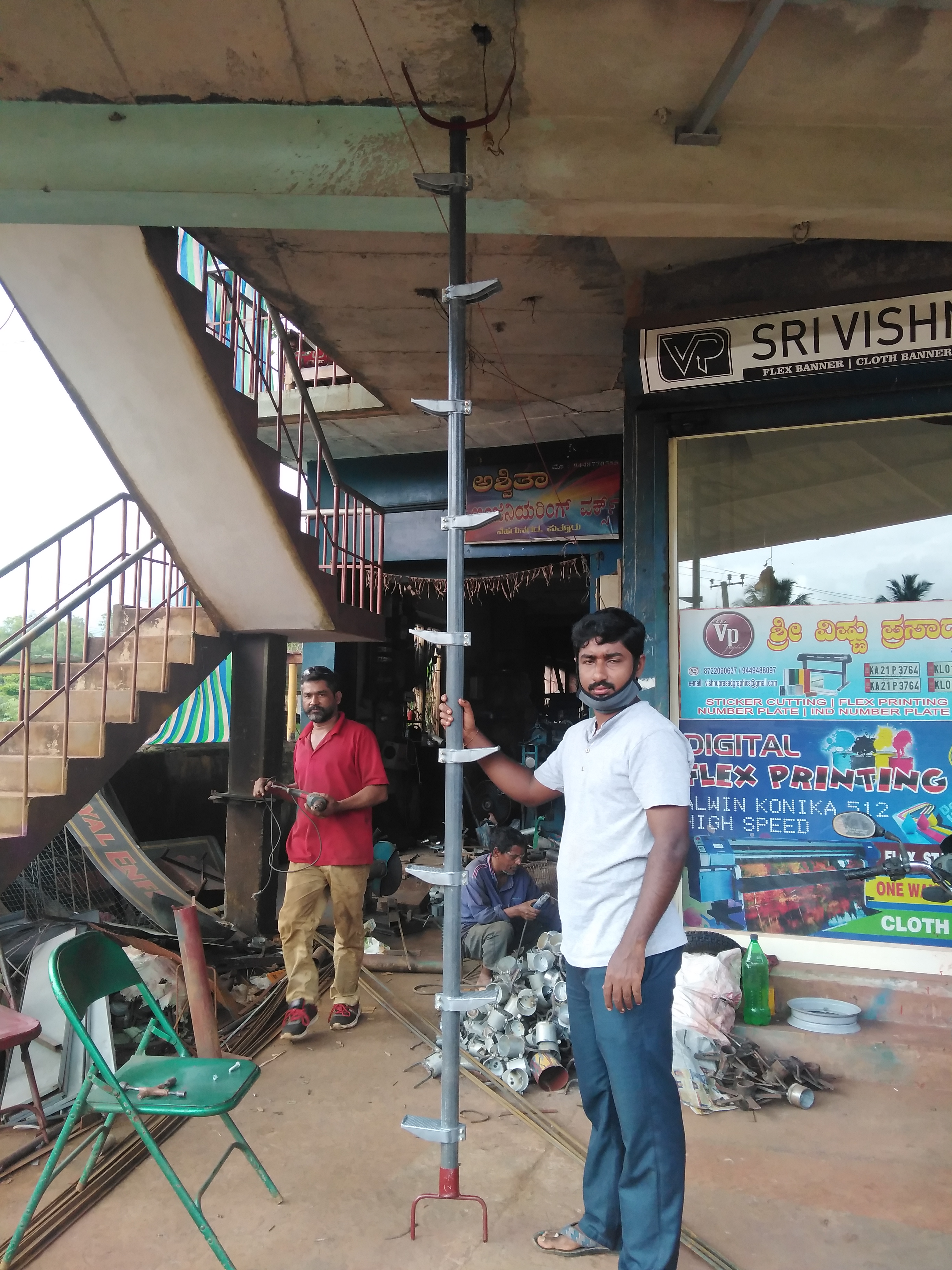 Puttur guy prepares fiber ladder