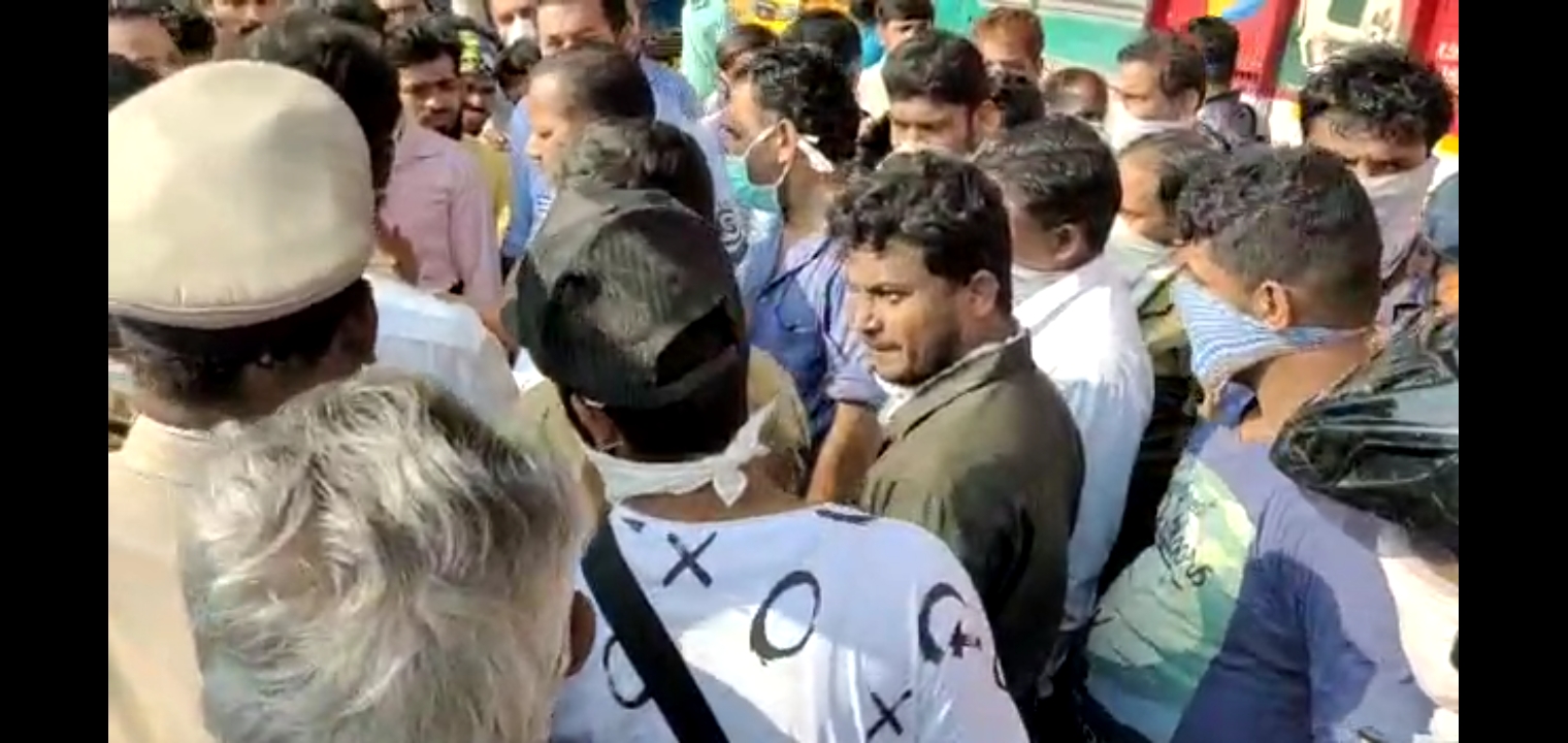 mla Khadar visit apmc market in mangalore