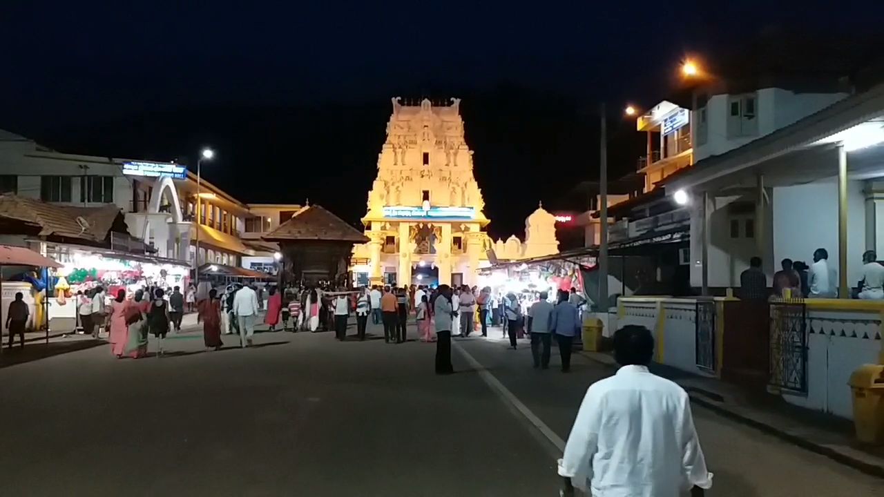 devotees worship cancel in kukke subramanya and dharmasthala