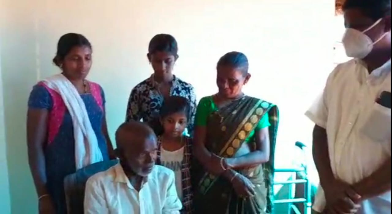 'Team Be Human', a reunited elderly man to his home