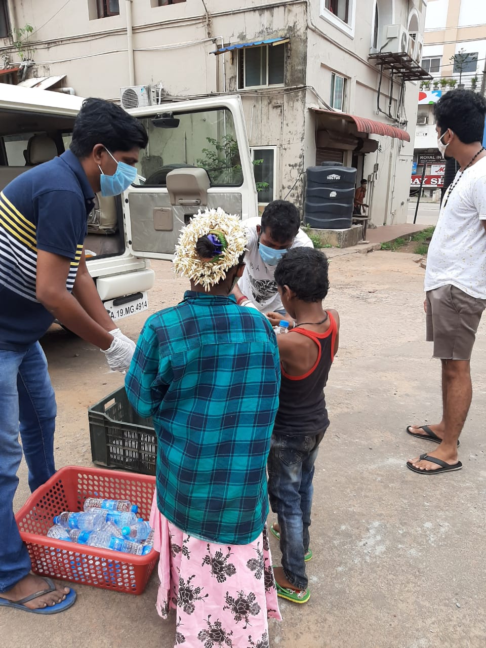 ಆಹಾರ ವಿತರಣೆ