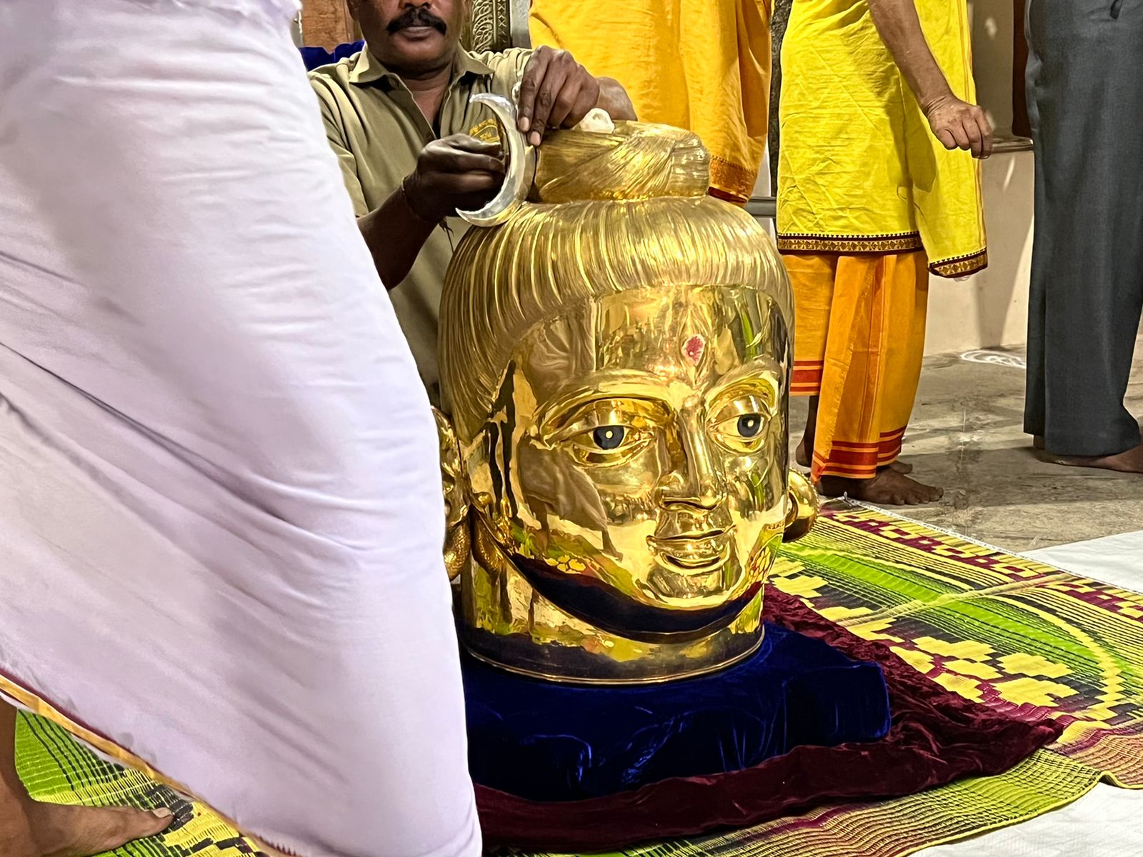 Bali Shiva's gold mask weighing 11 kg