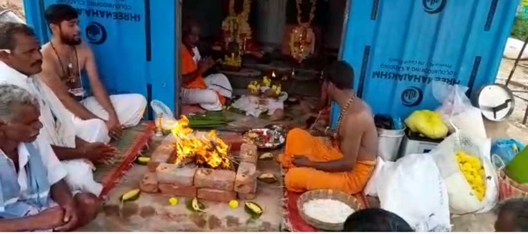 Reconstruction of Mahadevamma temple in Nanjangud