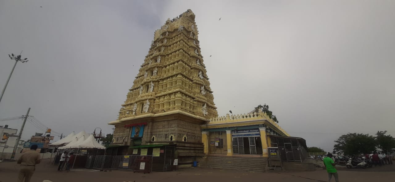 65 lakhs collection in Dasara month at Chamundi hill