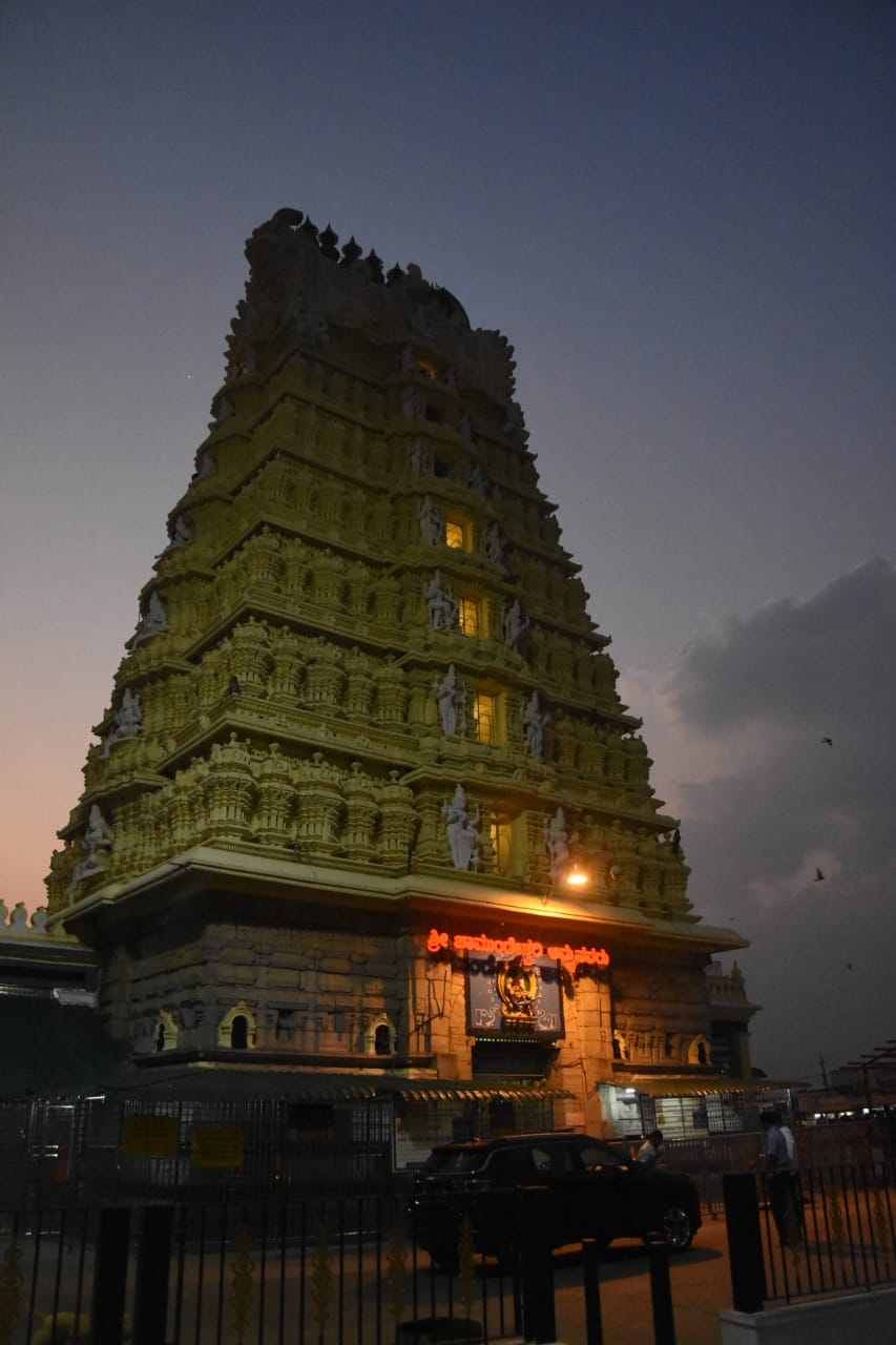 ಮೈಸೂರಿನ ಚಾಮುಂಡೇಶ್ವರಿ ದೇವಸ್ಥಾನ