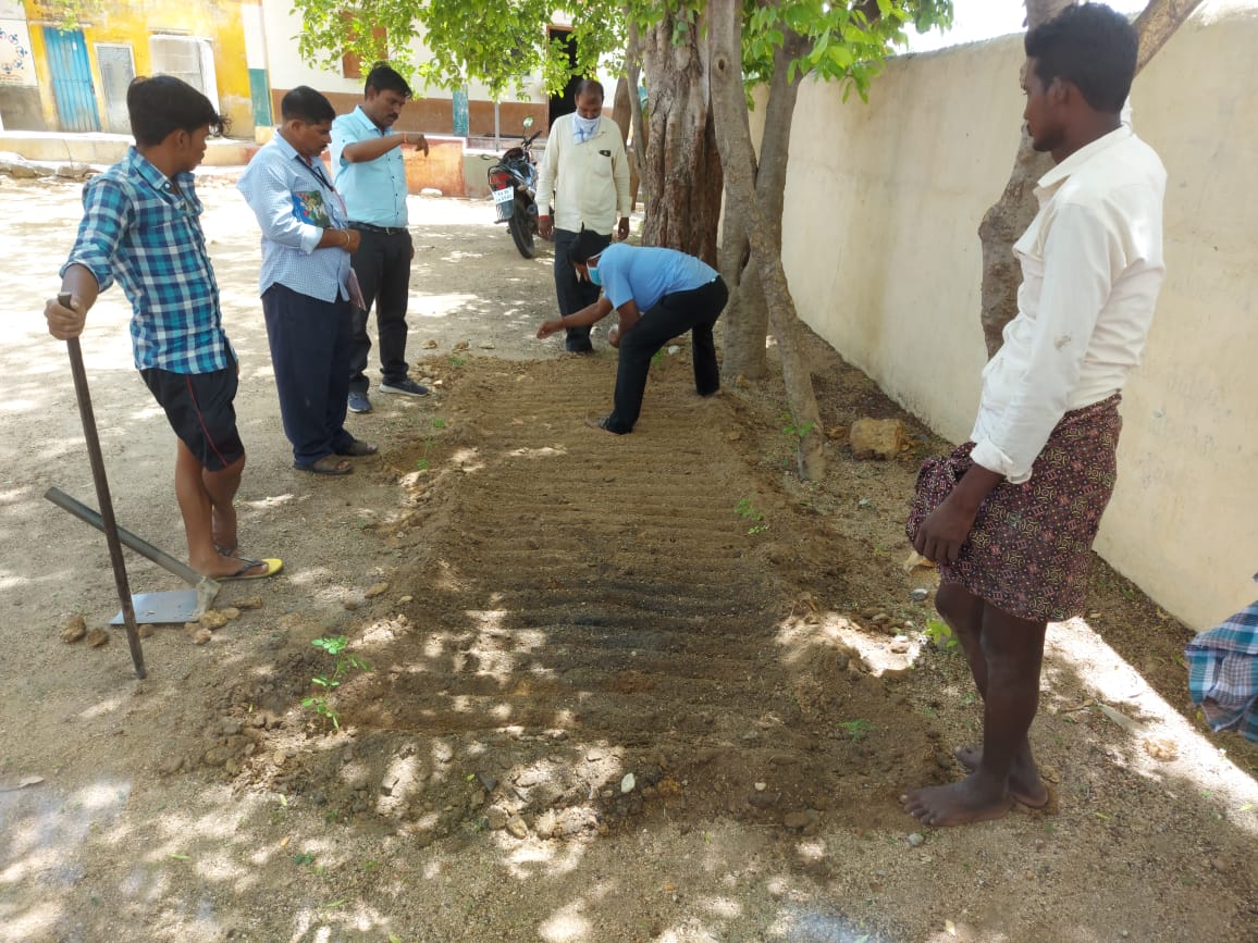 ಸರ್ಕಾರಿ ಶಾಲೆಗಳಲ್ಲಿ ಕಿಚನ್ ಗಾರ್ಡ್ ನಿರ್ಮಾಣ