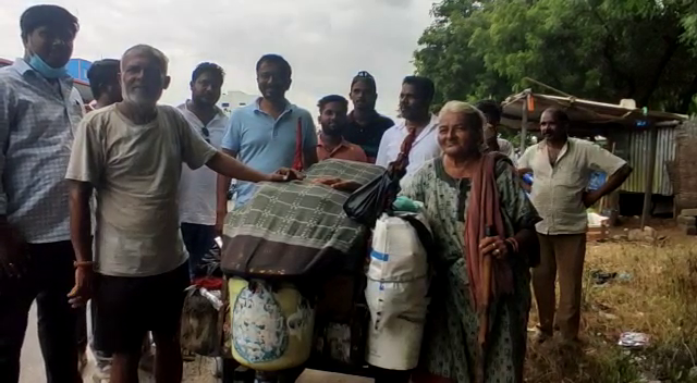 gujarat to tirupati walk elderly couple