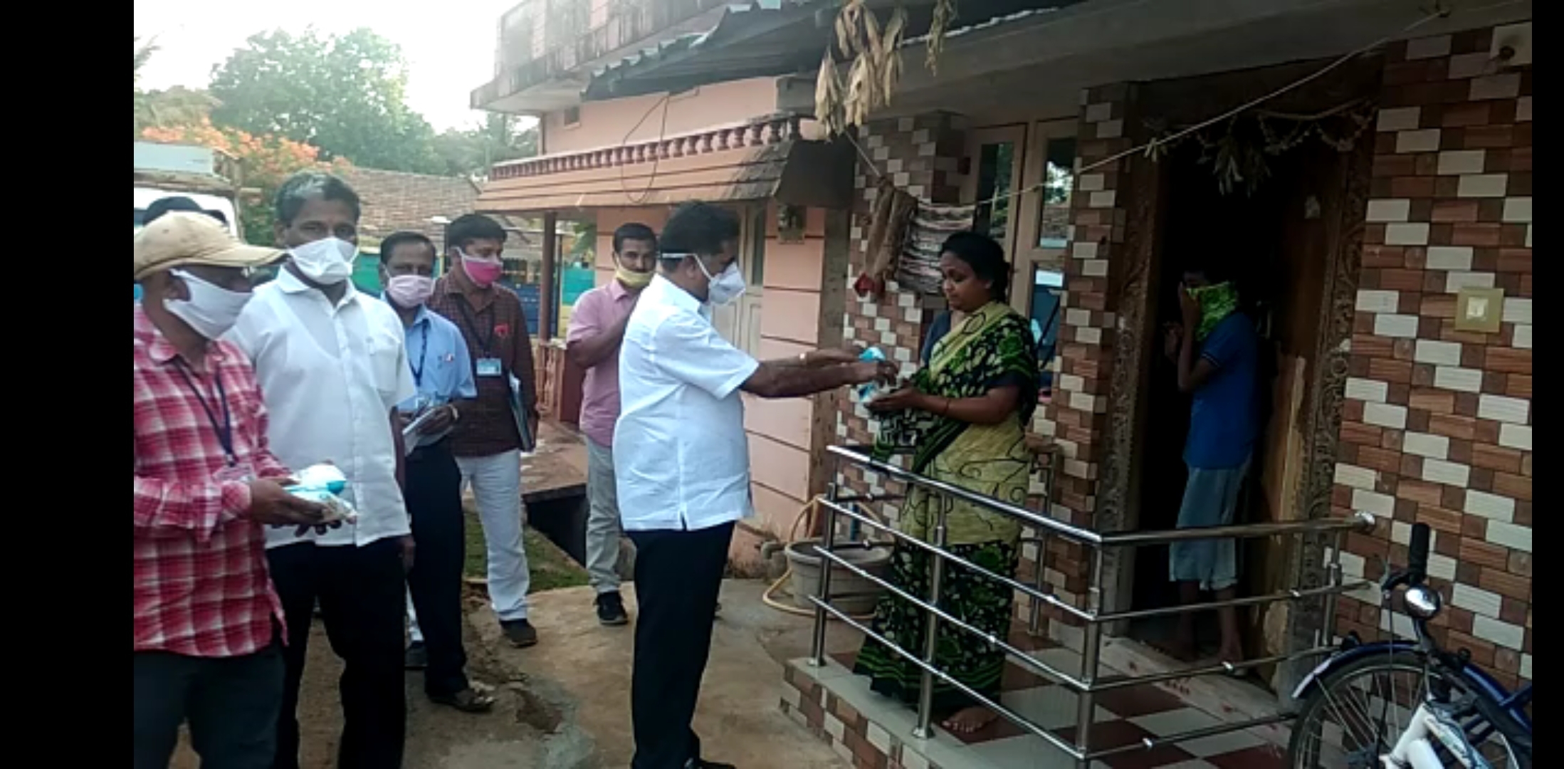 free milk distribution in shimogga