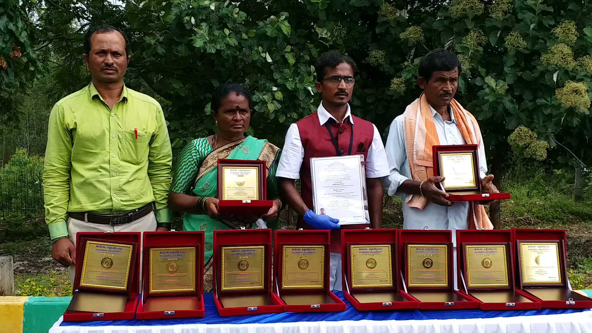 gold-medal-to-farmers-son