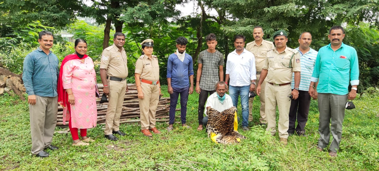 hunters arrested in shivamogga