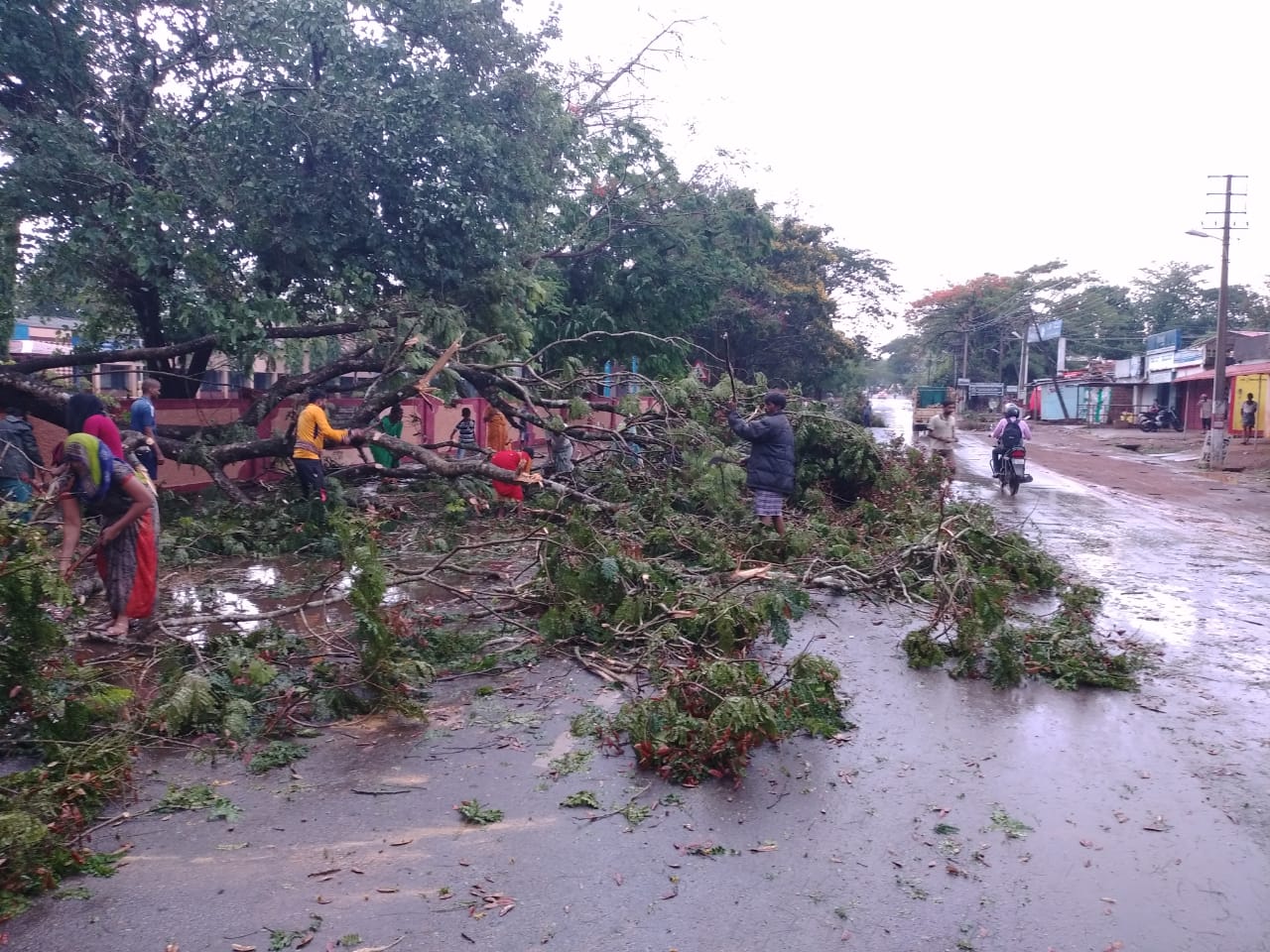 Heavy rain in sirasi