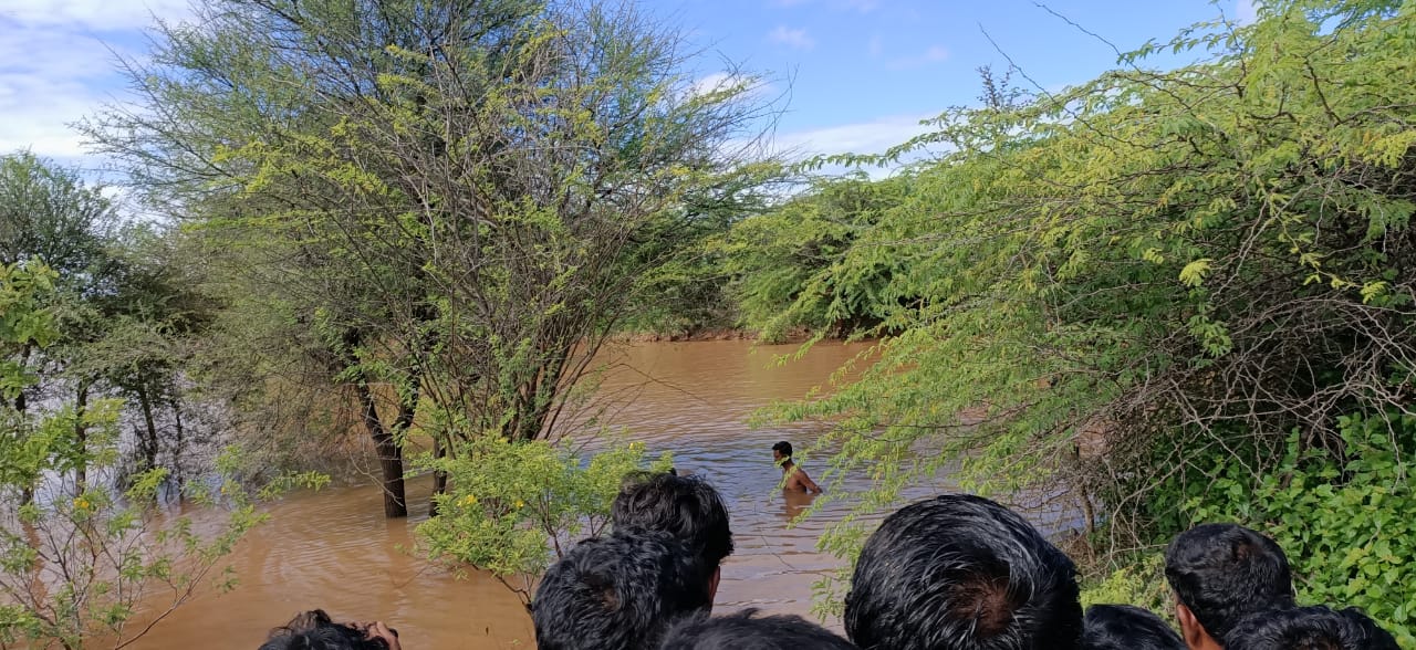 Two boys found dead in lake near shira