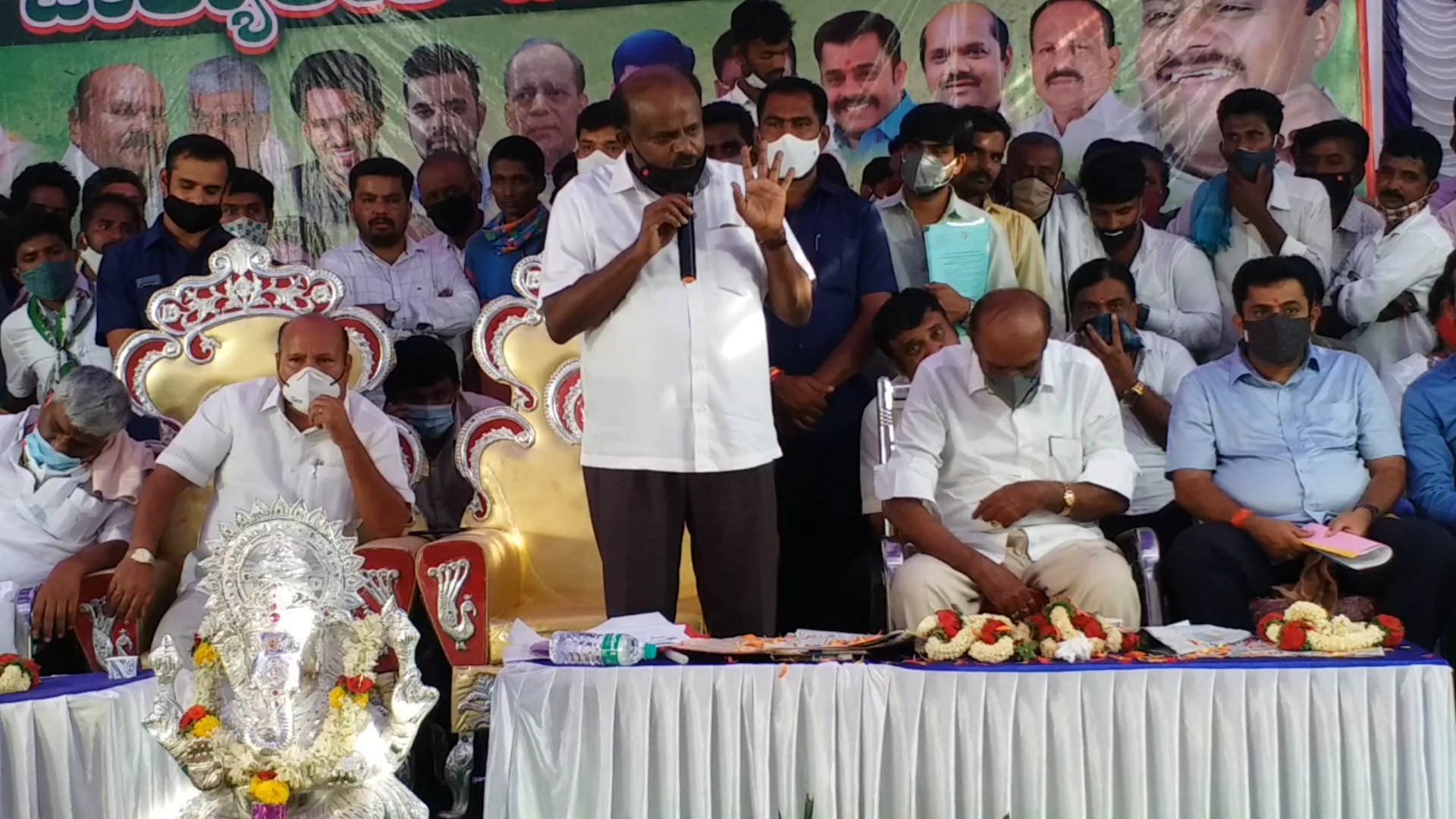 HD Kumaraswamy prepared for by-election