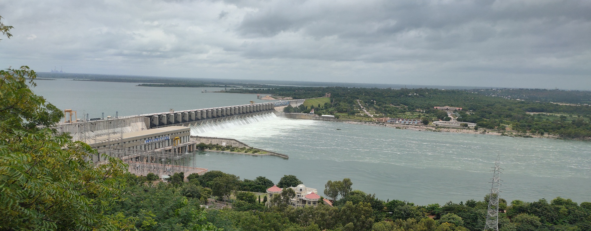 Alamatti dam water level