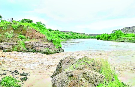 Rising Srisailam project water level- Inland villages in fear of flooding