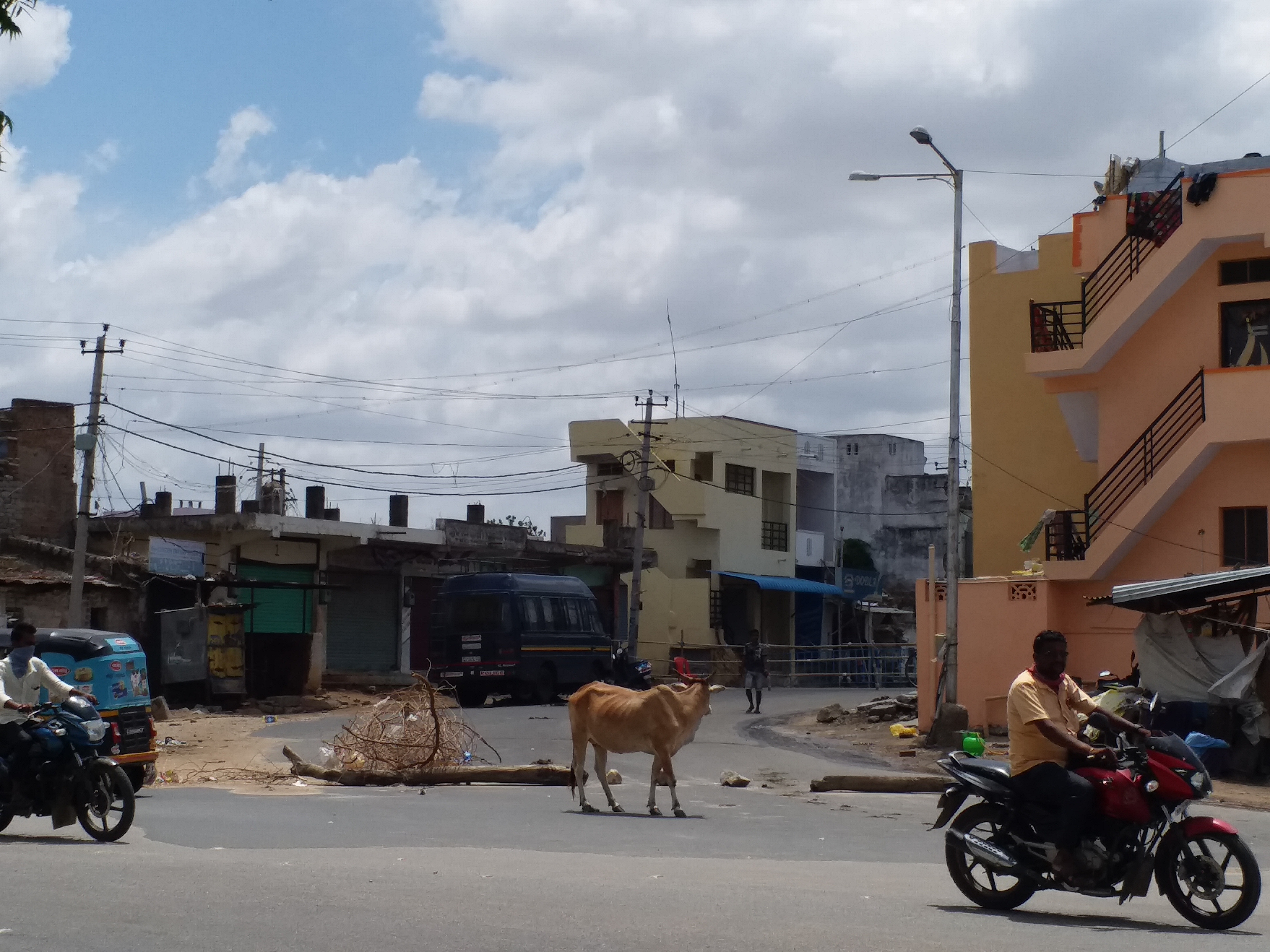 total 32 containment zone in yadgir