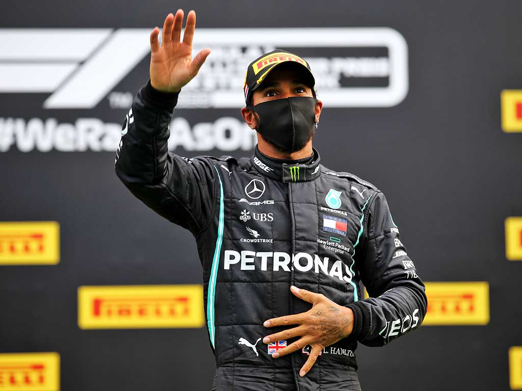 Lewis Hamilton takes Hungarian GP pole position