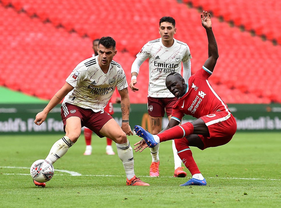 Sadio Mane struggles to connect the ball.