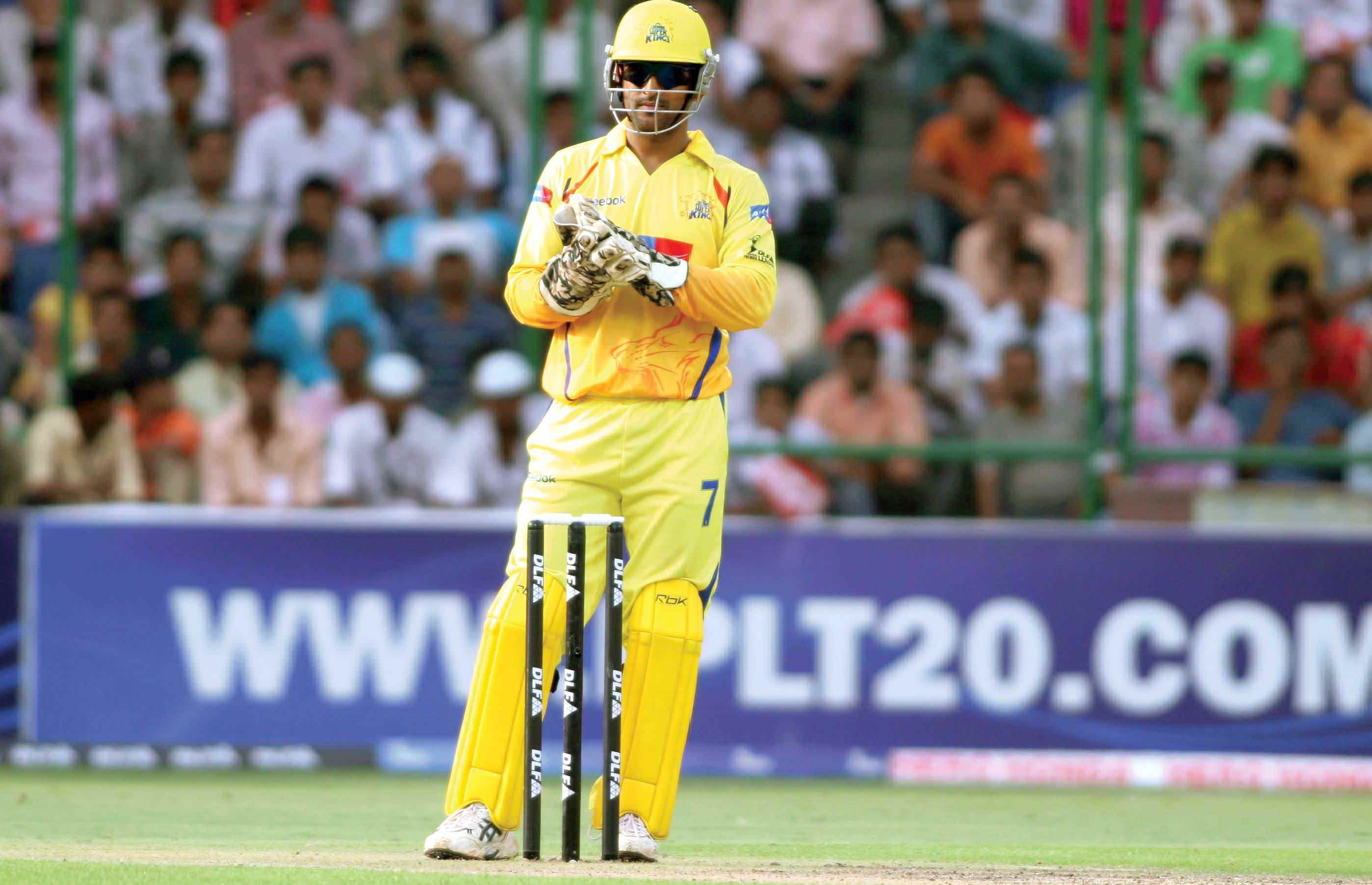 Auctioneer, Dhoni, sale, CSK , IPL 2008