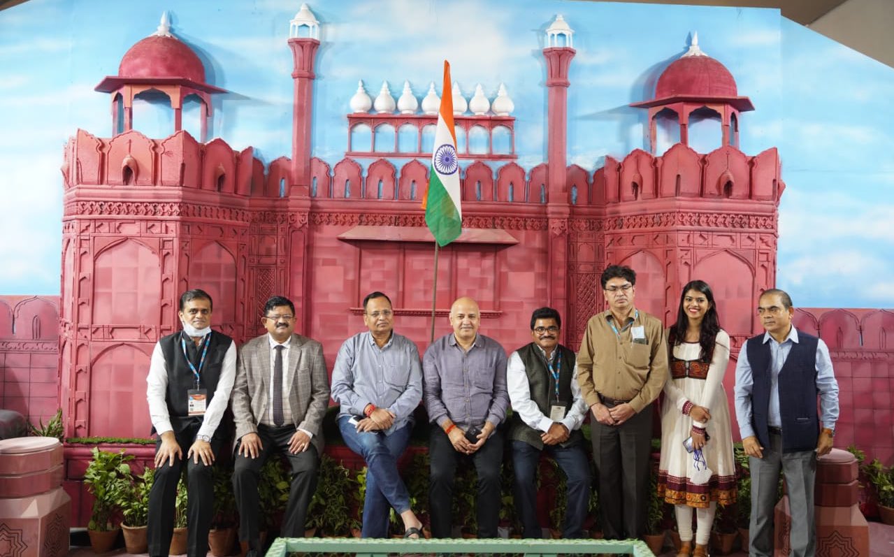 manish sisodia inaugurates delhi hall in india international trade fair at pragati maidan