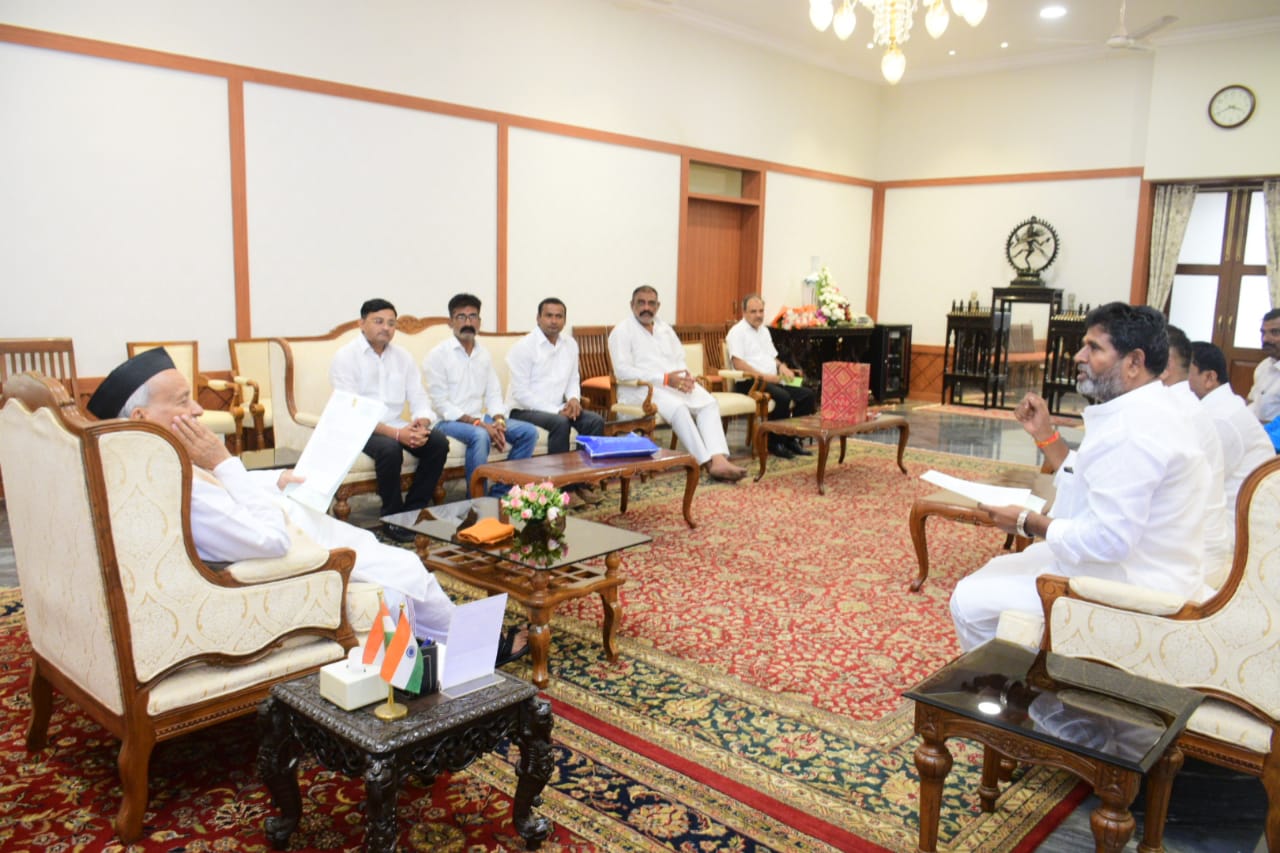 shivsena leaders meet governor koshyari to resolve problems in shirdi