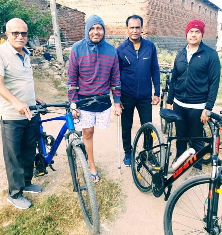 Two Lakh Kilometer Cycle Journey On One Leg