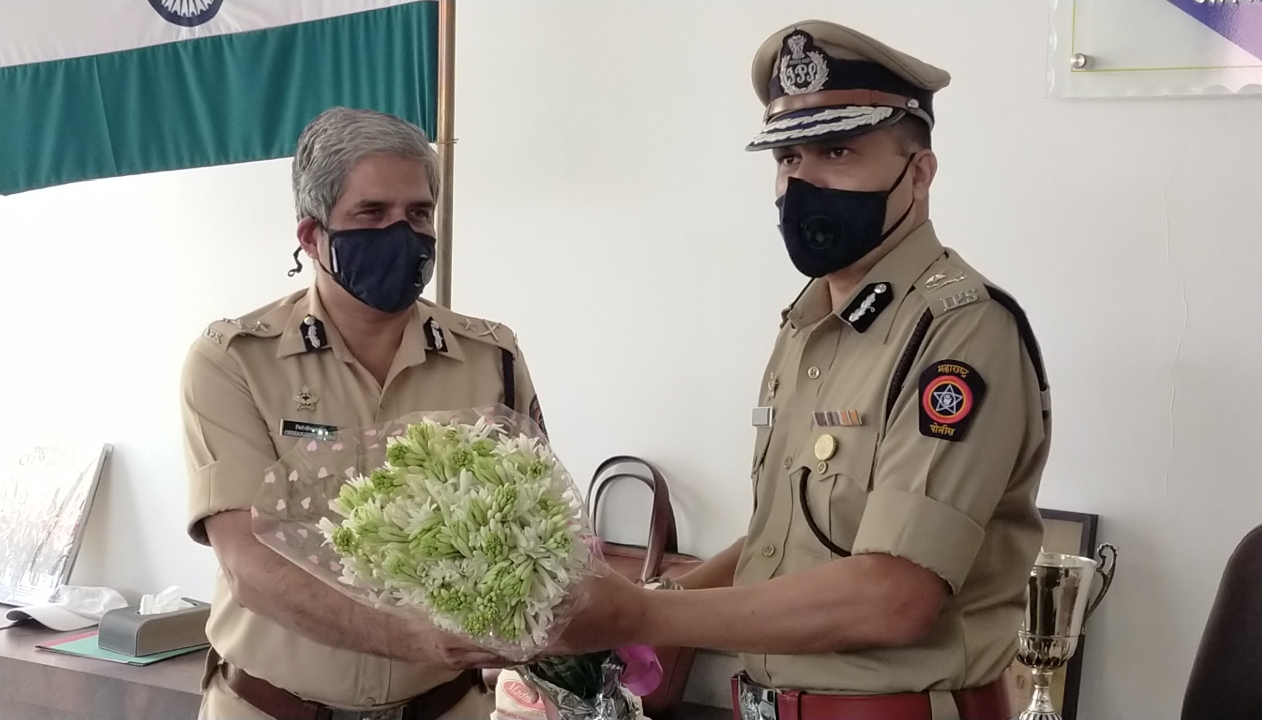 nikhil gupta assume charge as a police commissioner aurangabad