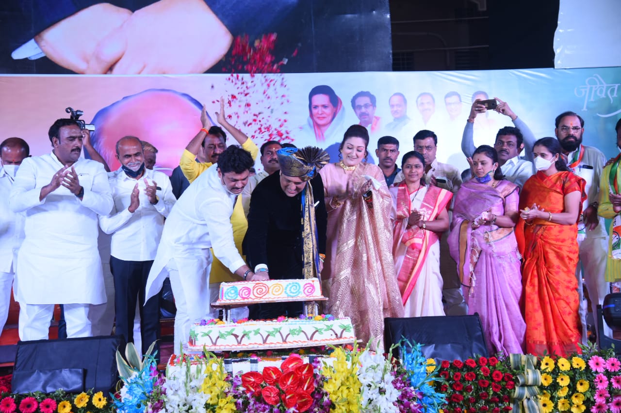 Actor Govinda's presence in Beed on the occasion of ncp leader Sharad Pawar's birthday