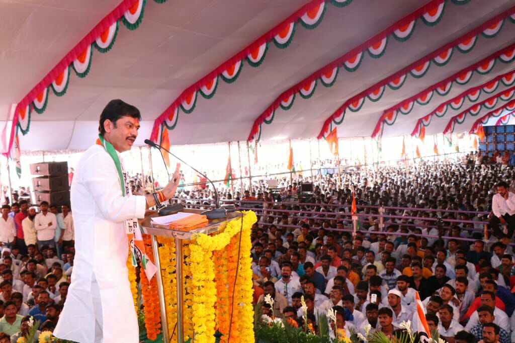 Dhananjay munde in beed