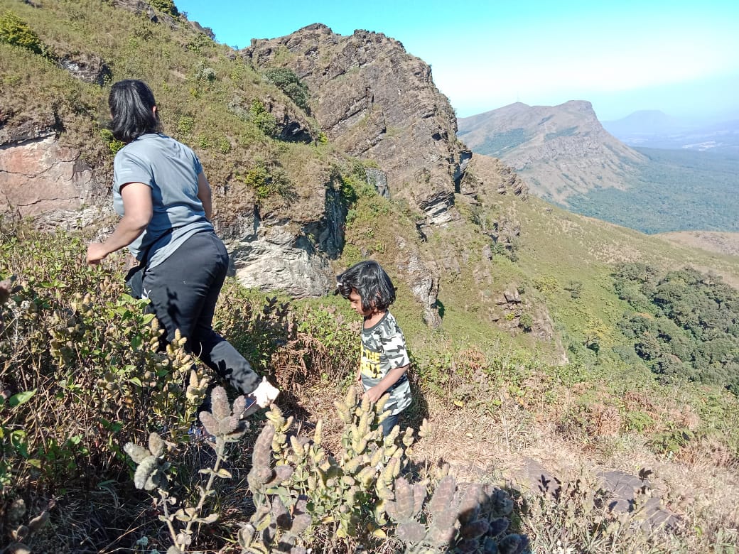 Anvi Ghatge Climbed Mulayangiri